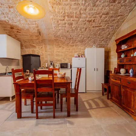 Casa Della Nonna - Centro Storico بيت للعطل *